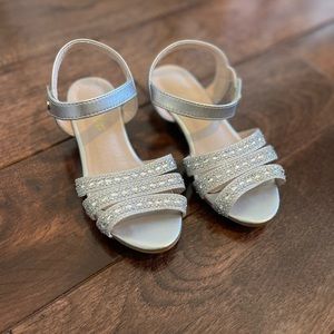 Girls dress shoes size 11.5